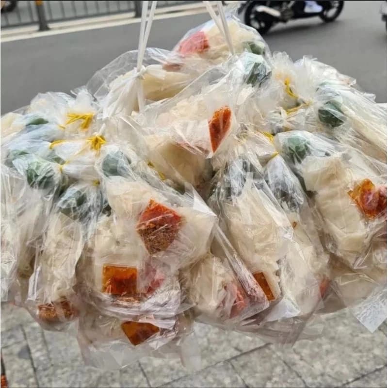 (CÓ SẴN) xâu 10 bịch bánh tráng sate vò ảnh 2