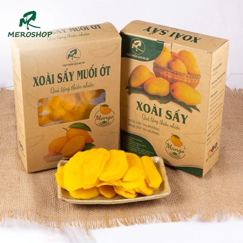 Xoài sấy dẻo Mẹ Rô. Có hồ sơ công bố, xuất hóa đơn công ty đầy đủ — tạp hoá ăn vặt